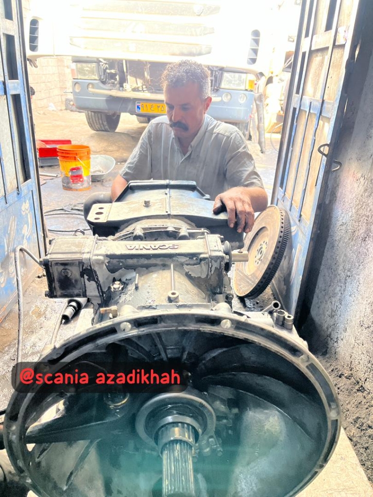 تعمیرگاه اسکانیا آزادیخواه در سیرجان